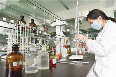 我省枸杞酒首獲國際烈酒競賽銅獎，生物技術開發助力品質提升